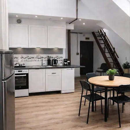 Lägenhet Urban Nest Augustianska 4